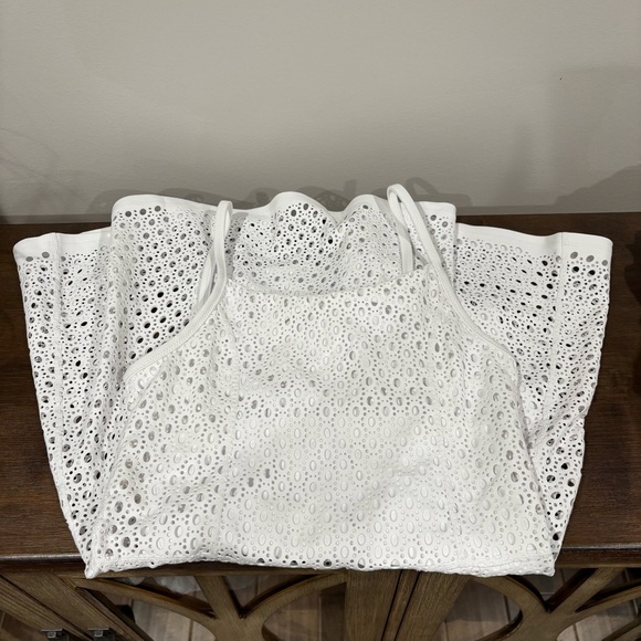 New! GIGI C Lennox White Dress Mesh Perforated Mini Size M - Picture 4 of 7